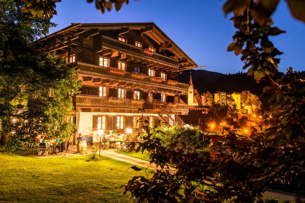 Hotel Zur Post Goldegg Exterior photo
